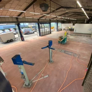 Bild: Bodenerneuerung