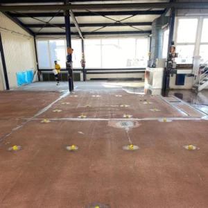 Bild: Bodenerneuerung