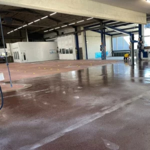 Bild: Bodenerneuerung