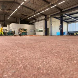 Bild: Bodenerneuerung