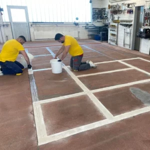 Bild: Bodenerneuerung