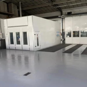 Bild: Bodenerneuerung