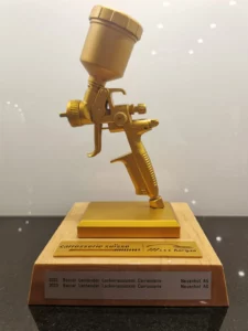 Bild: Pokal Lackierassistent